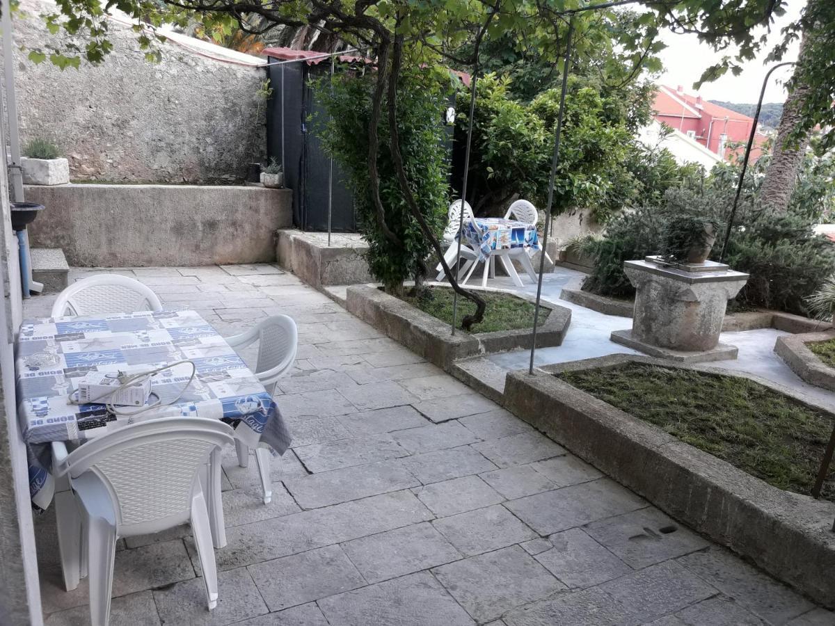 Apartments Vidulic Mali Lošinj Eksteriør bilde