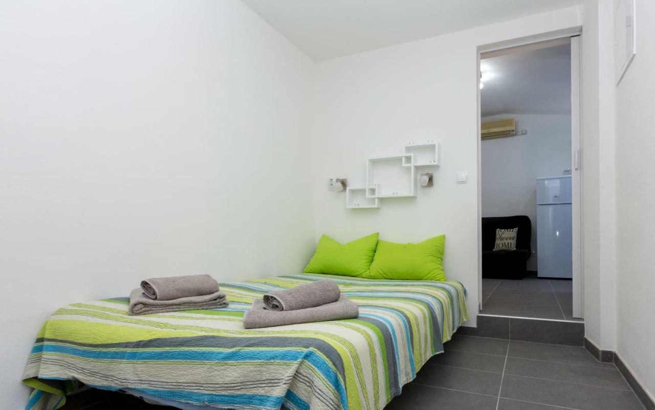 Apartments Vidulic Mali Lošinj Eksteriør bilde
