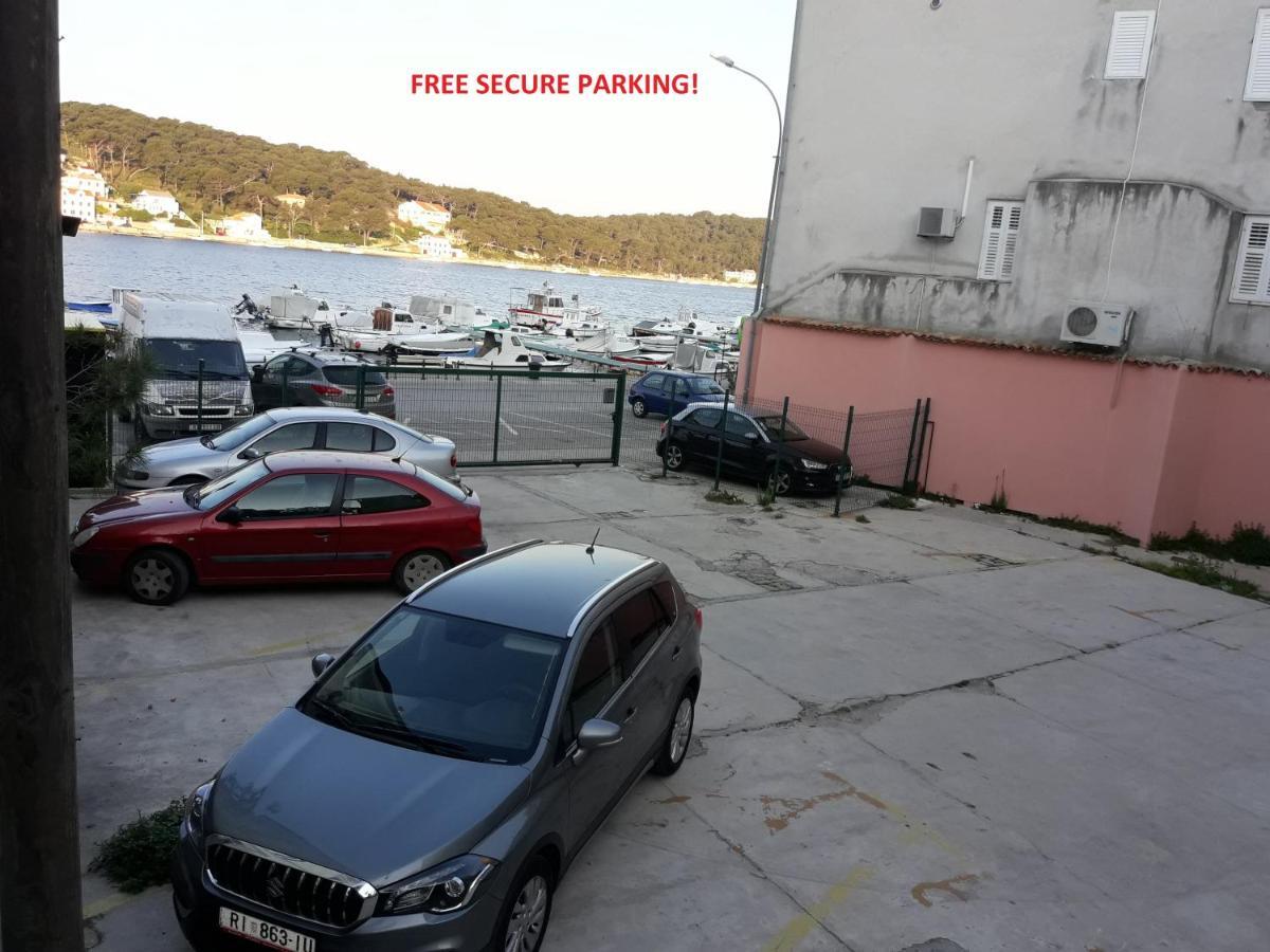 Apartments Vidulic Mali Lošinj Eksteriør bilde